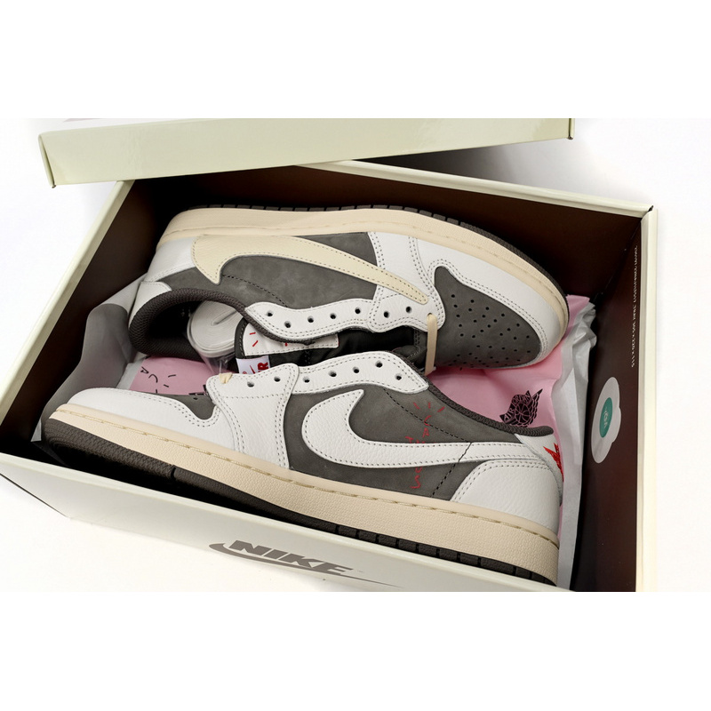  XPTravis Scott x Air Jordan 1 Low White Brown Barb