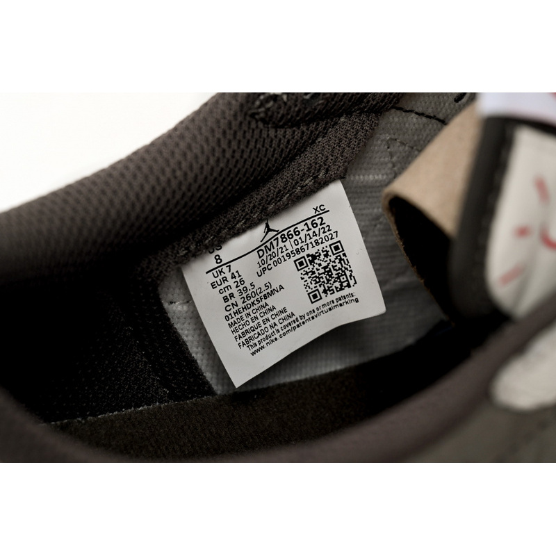  XPTravis Scott x Air Jordan 1 Low White Brown Barb