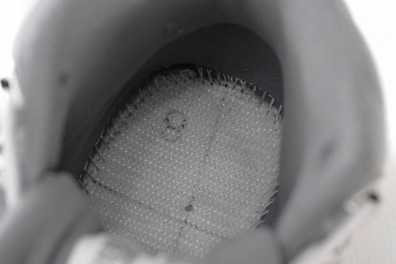 A1 Air Jordan 12 “Stealth”