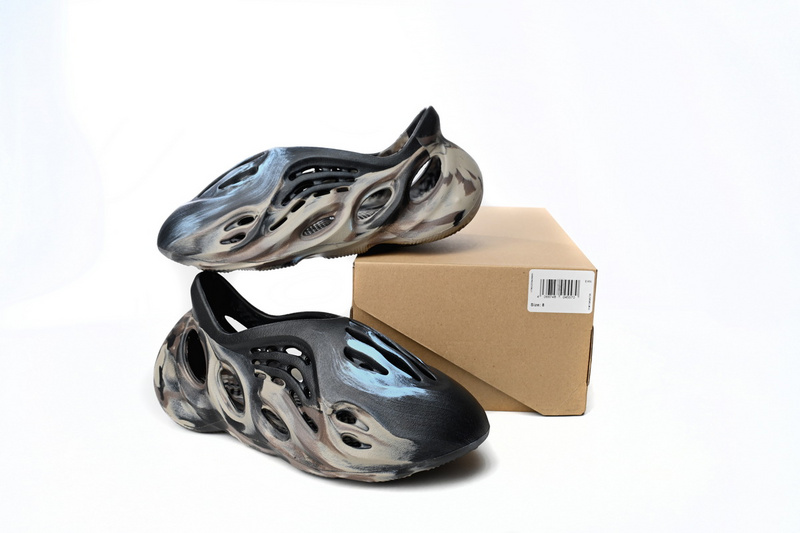 Adidas Yeezy Foam Runner Blue Clown