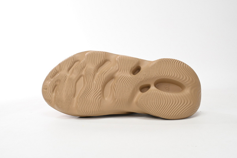 Adidas Yeezy Foam Runner Desert light brown
