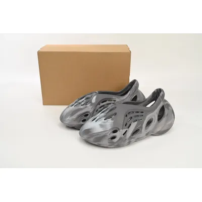 Adidas Yeezy Foam Runner Grey Camouflage 02
