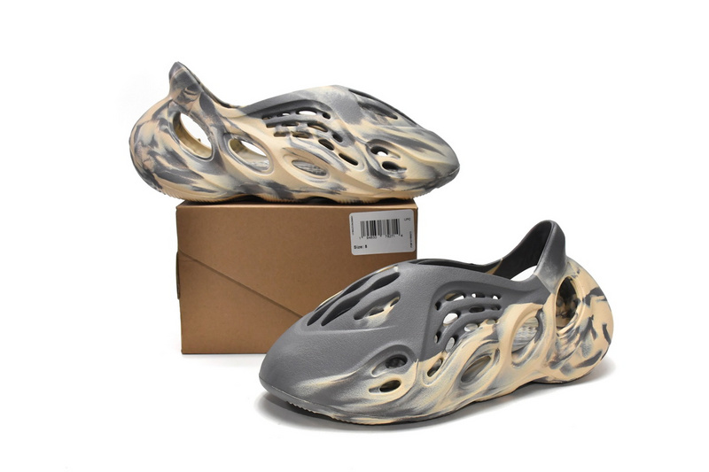 Adidas Yeezy Foam Runner MXT Moon Grey