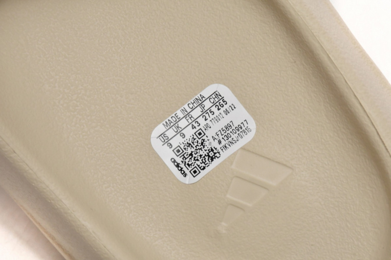 Adidas Yeezy Slide Bone