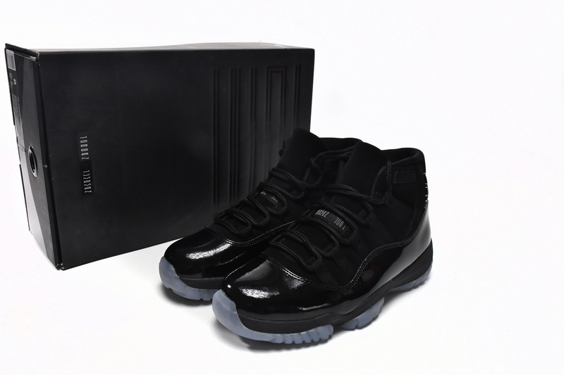 Q3 Air Jordan 11 Retro Cap and Gown