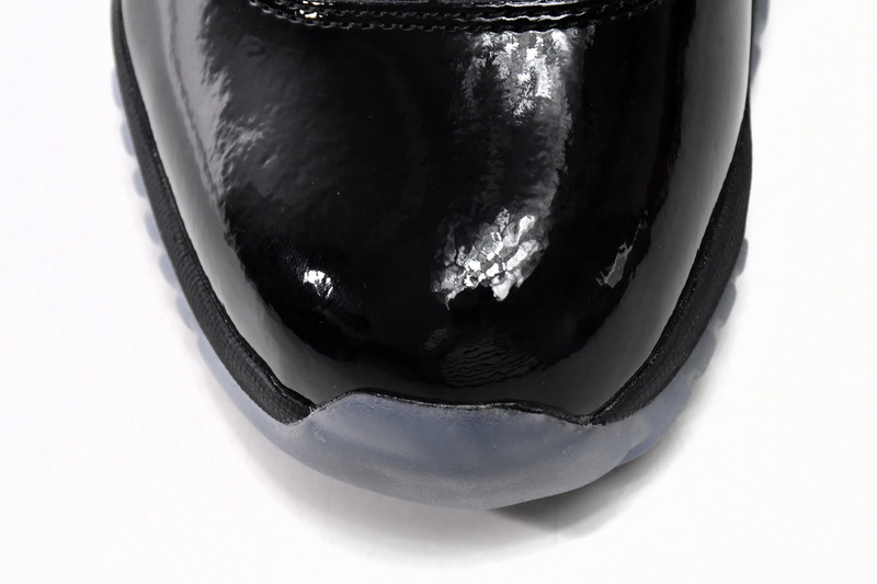 Q3 Air Jordan 11 Retro Cap and Gown