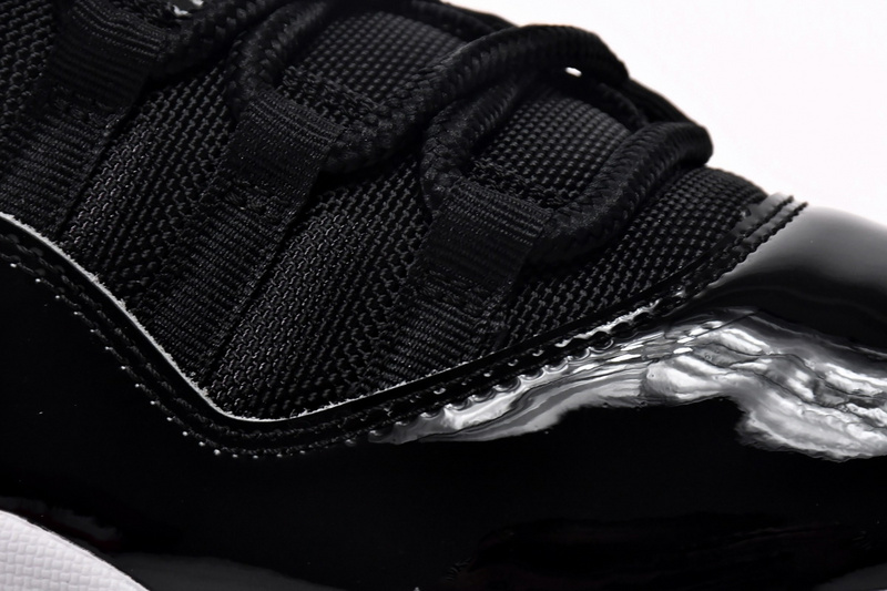 XH Air Jordan 11 Retro Bred