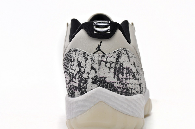 XH Air Jordan 11 Retro Low Light Bone Snakeskin