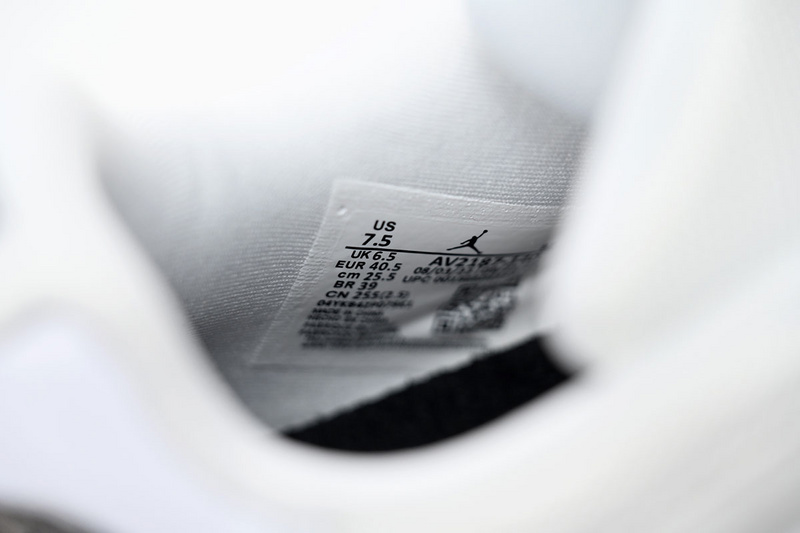 XH Air Jordan 11 Retro Low “Cement Grey”