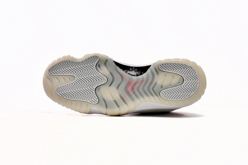 XH Air Jordan 11 Retro Platinum Tint
