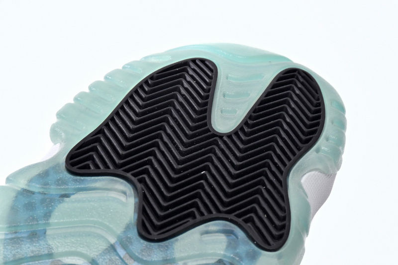 XH Air Jordan 11 Retro Legend Blue