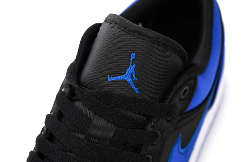 XH Air Jordan 1 High OG Satin Royal