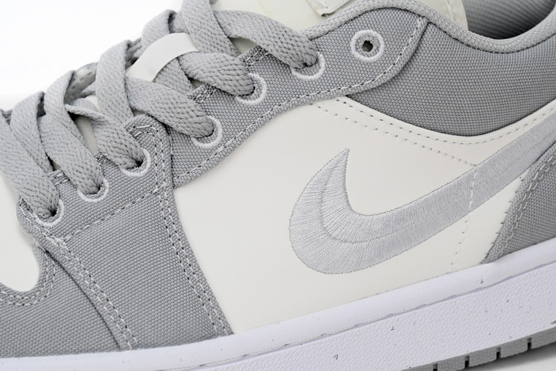 XH Travis Scott x Air Jordan 1 Low Retro Grey White