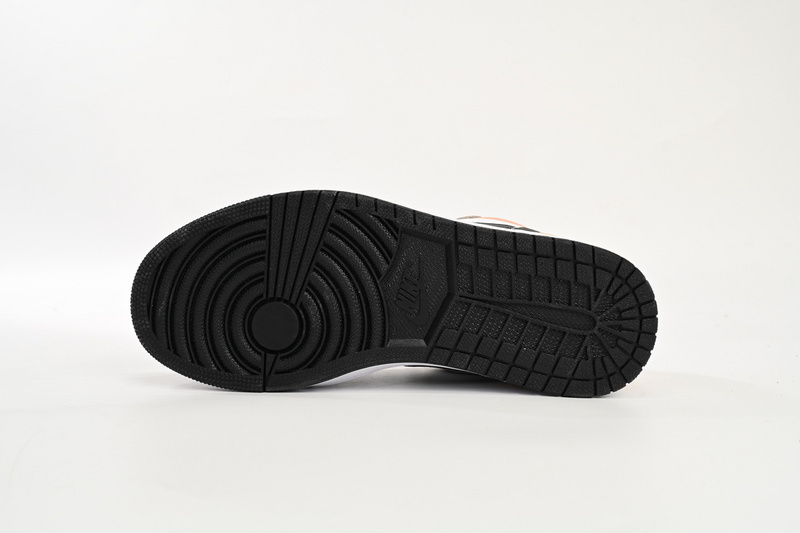 XH Travis Scott x Air Jordan 1 Low SE 'Flight Club'