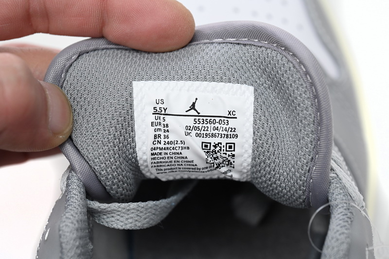 XH Travis Scott x Air Jordan 1 Low Retro Grey