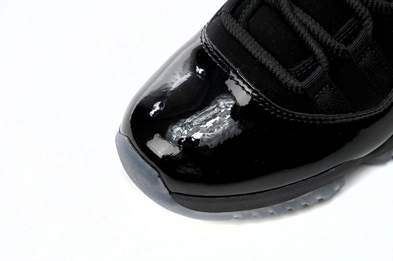 XP Air Jordan 11 Retro Cap and Gown