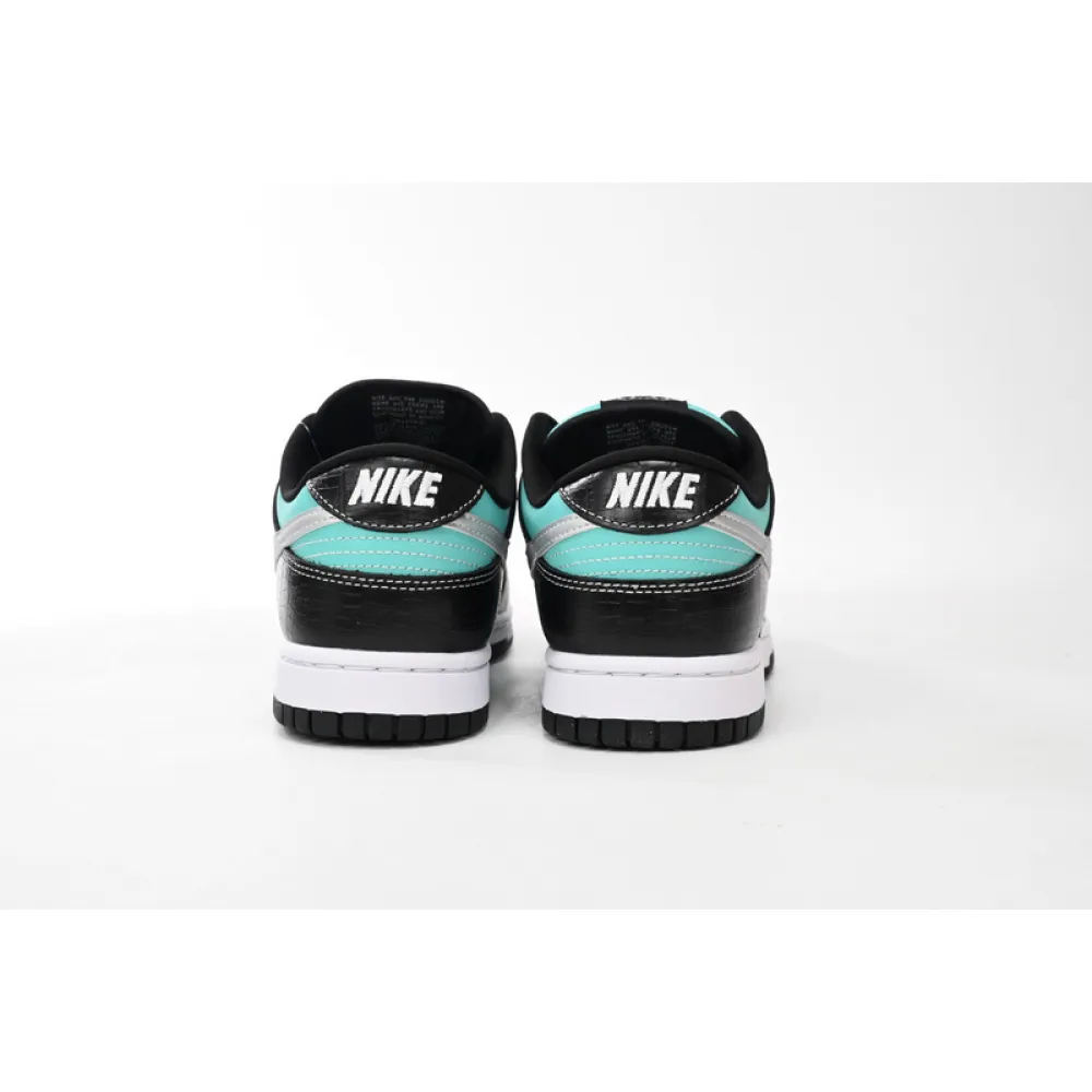 GB Diamond Supply Co. x Nike SB Dunk Low Diamond