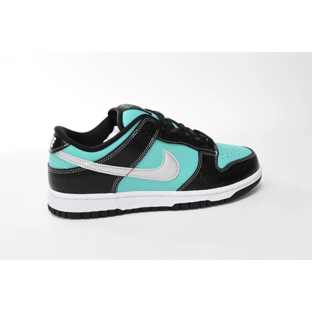 GB Diamond Supply Co. x Nike SB Dunk Low Diamond