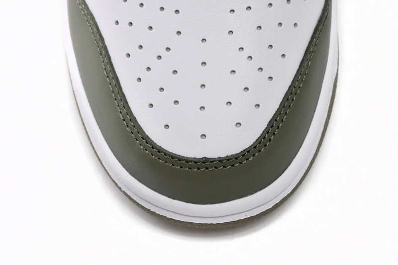 GB Nike Dunk Low Medium Olive