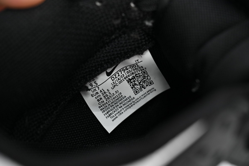 GB Nike Dunk Low Twist “Panda”