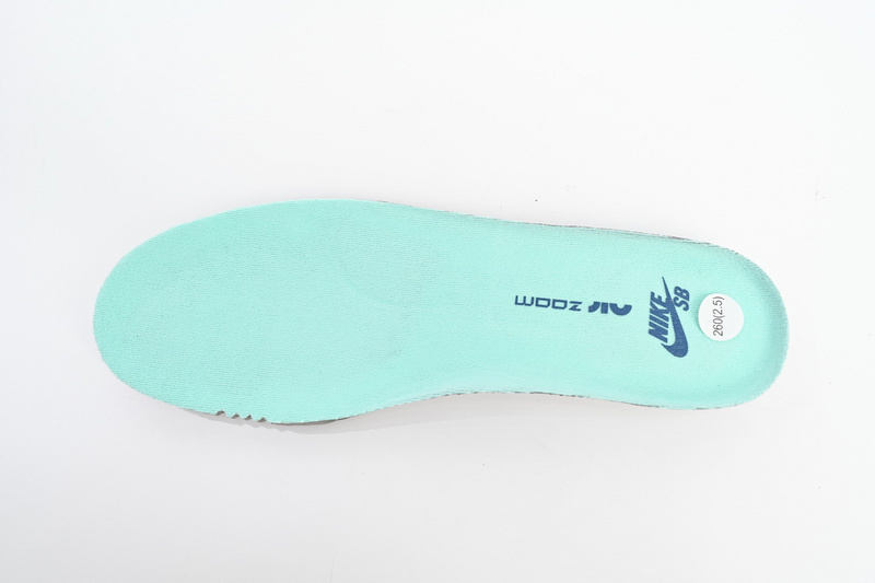 GB Nike SB Dunk Low “Noise Aqua”