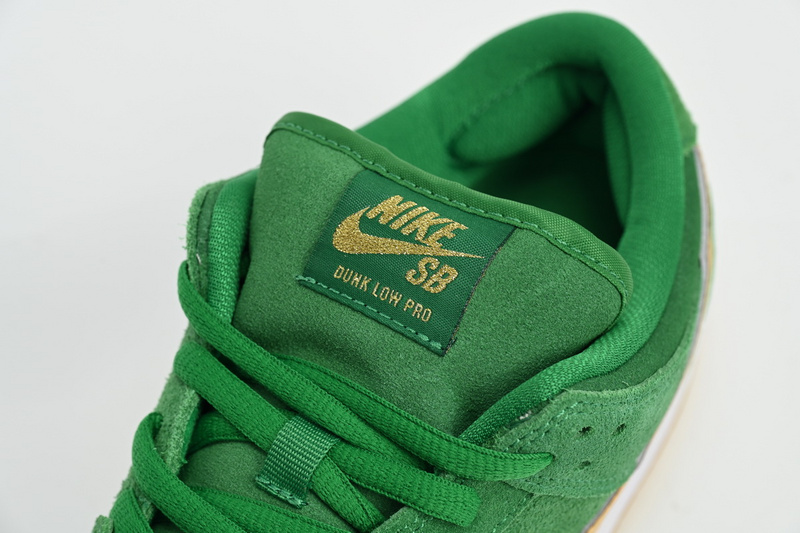 GB Nike SB Dunk Low “St. Patrick’s Day”