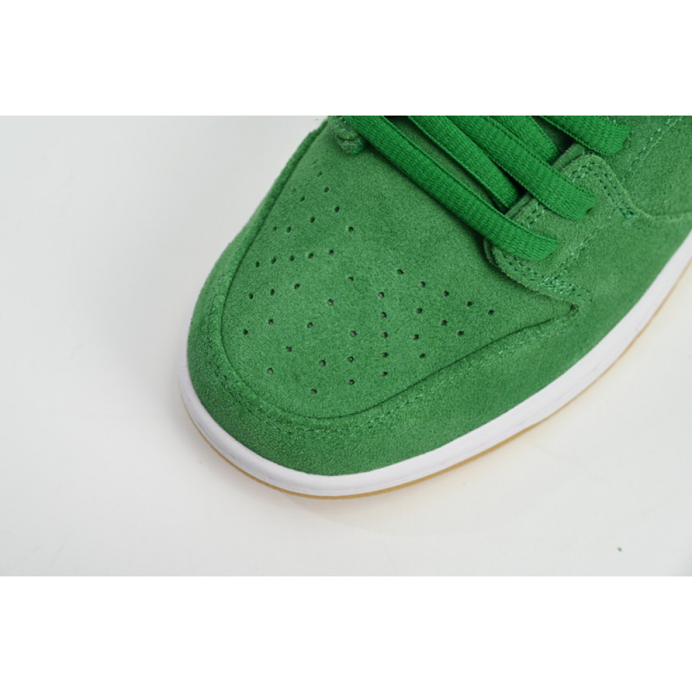 GB Nike SB Dunk Low “St. Patrick’s Day”