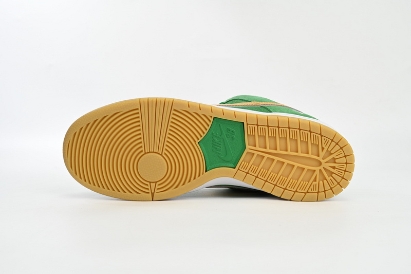 GB Nike SB Dunk Low “St. Patrick’s Day”
