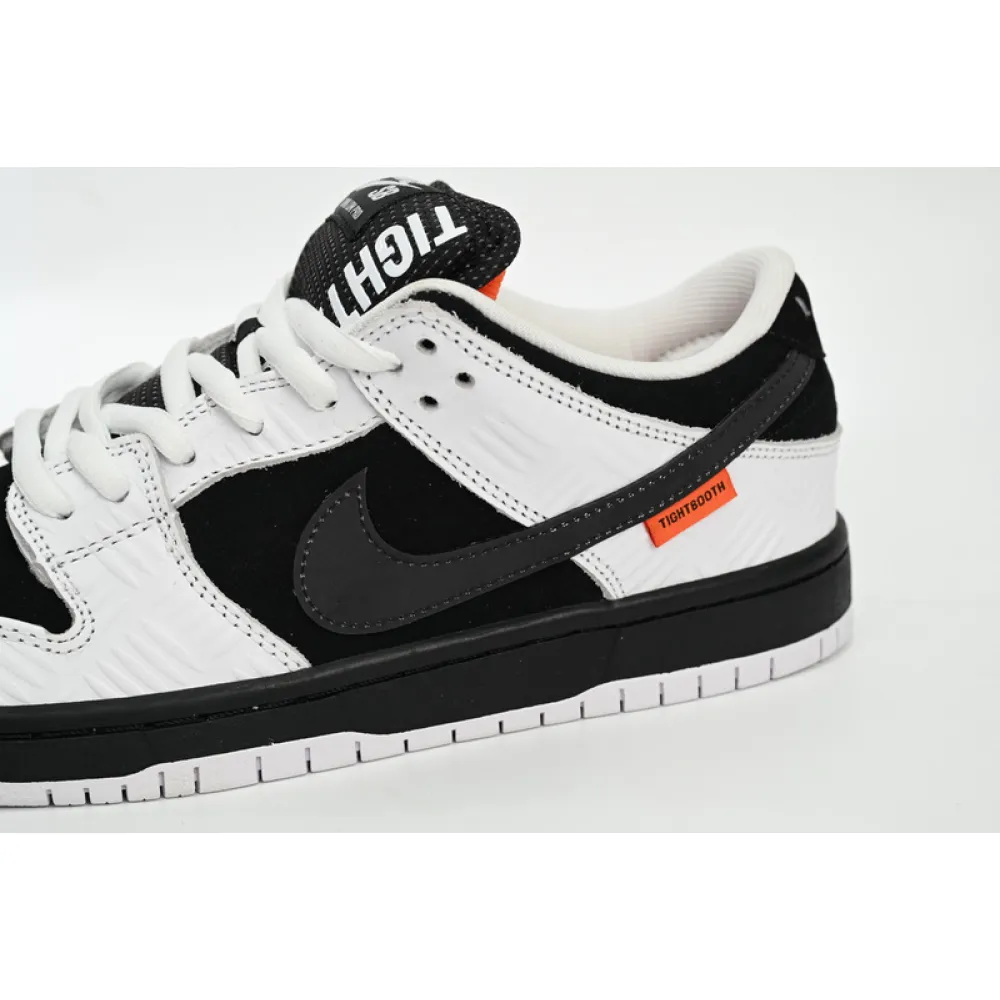 GB TIGHTBOOTH x Nike SB Dunk Low Panda Co Branding