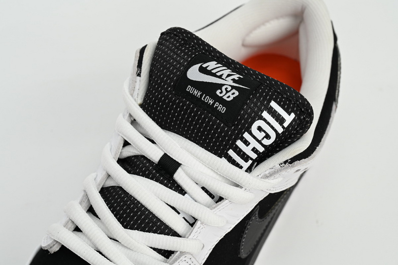 GB TIGHTBOOTH x Nike SB Dunk Low Panda Co Branding