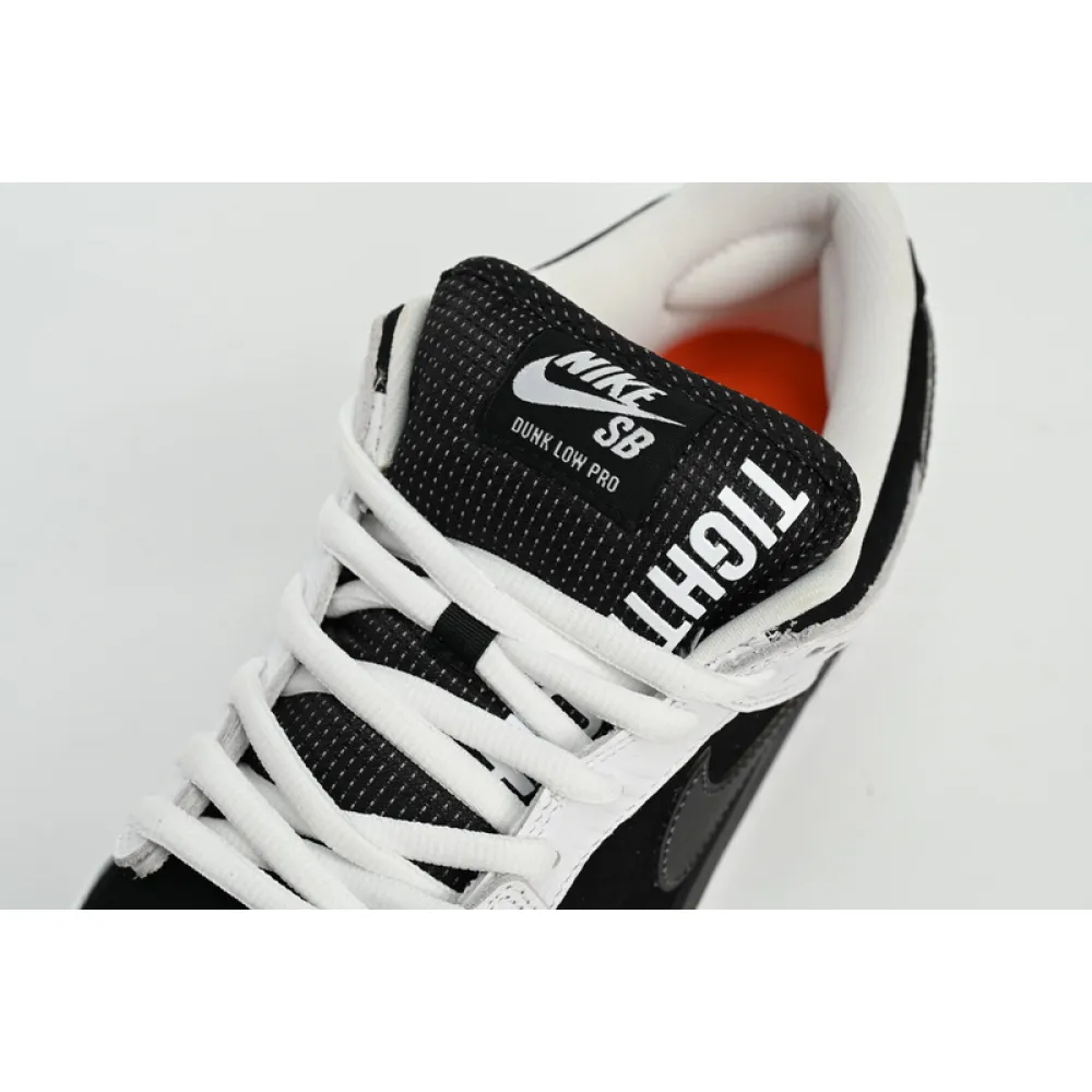 GB TIGHTBOOTH x Nike SB Dunk Low Panda Co Branding