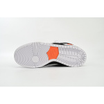 GB TIGHTBOOTH x Nike SB Dunk Low Panda Co Branding