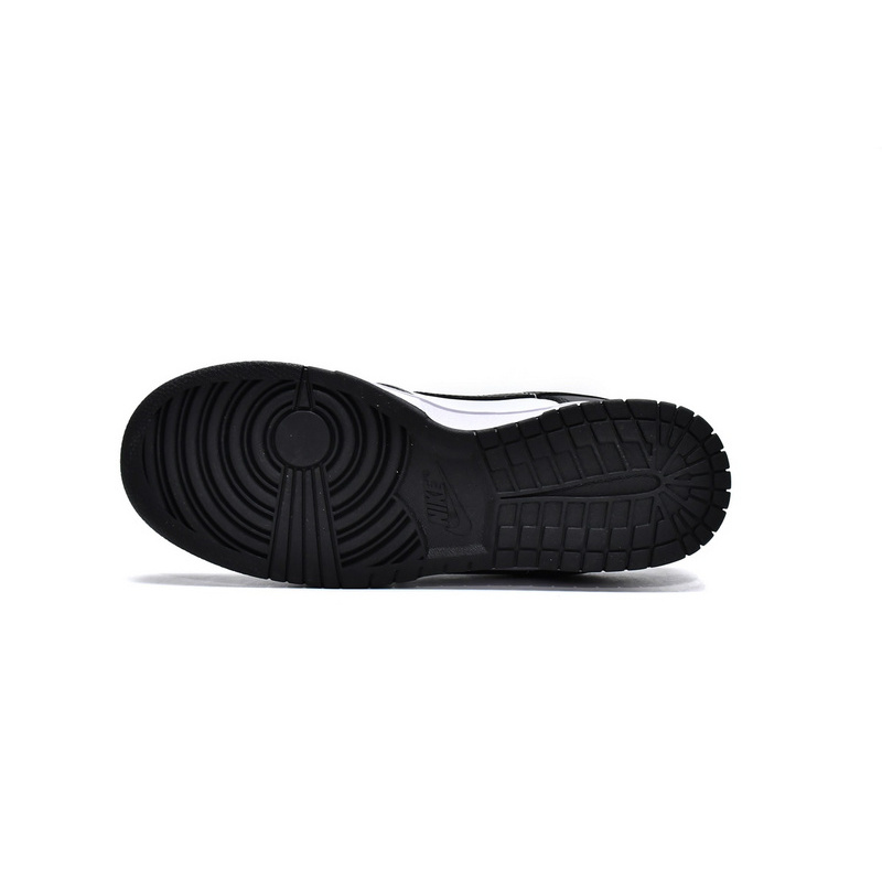LF  Nike Dunk Low Retro “Black”