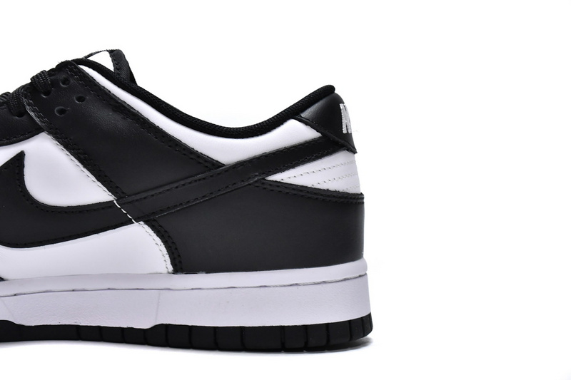 LF  Nike Dunk Low Retro “Black”