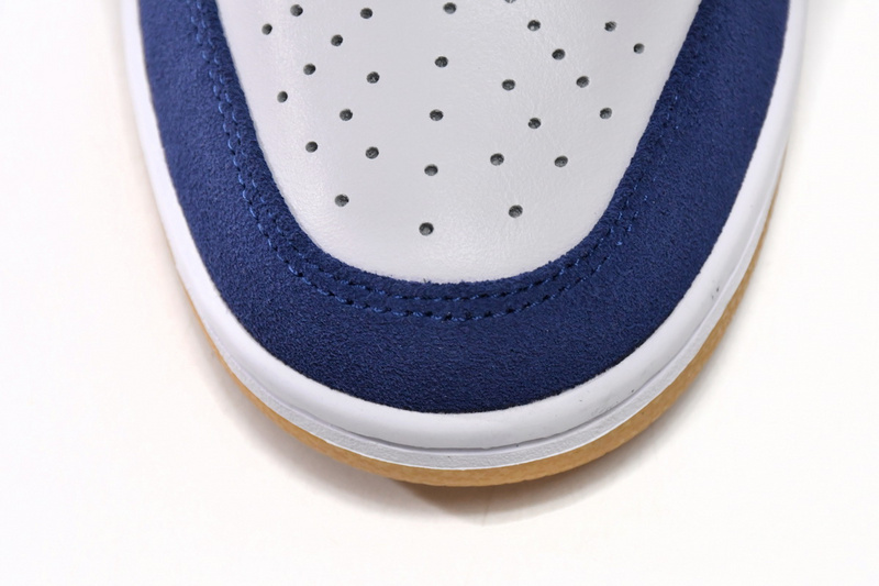 LF  Nike SB Dunk Low Los Angeles Dodgers