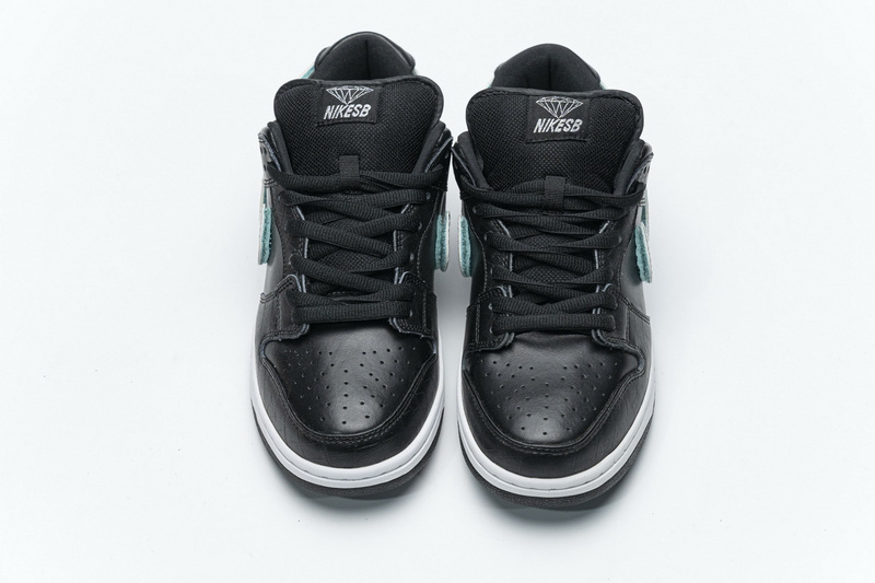 LF  Nike SB Dunk Low Pro OG QS “Black Diamond”