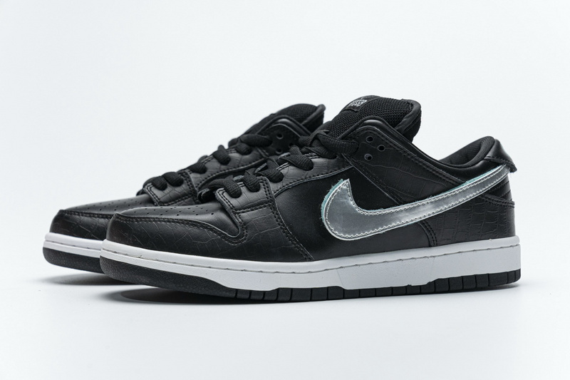 LF  Nike SB Dunk Low Pro OG QS “Black Diamond”