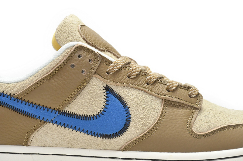 LF  Size x Nike Dunk Low Brown