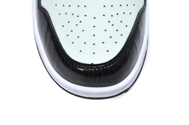 LF Nike Dunk High PRM SB Mint Gold Star