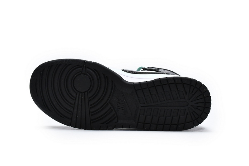 LF Nike Dunk High PRM SB Mint Gold Star