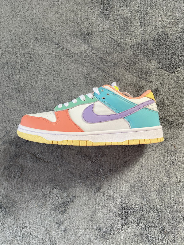 LF Nike Dunk Low Light Soft Pink