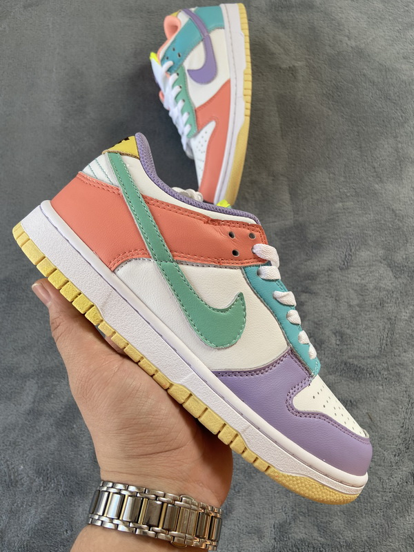 LF Nike Dunk Low Light Soft Pink
