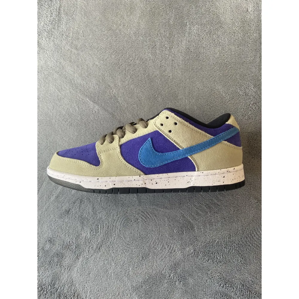 LF Nike SB Dunk Low Pro Celadon