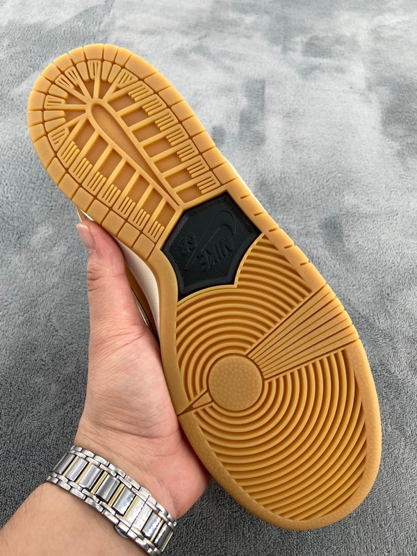 LF Nike SB Dunk Low Pro Iso DK Russet Sail