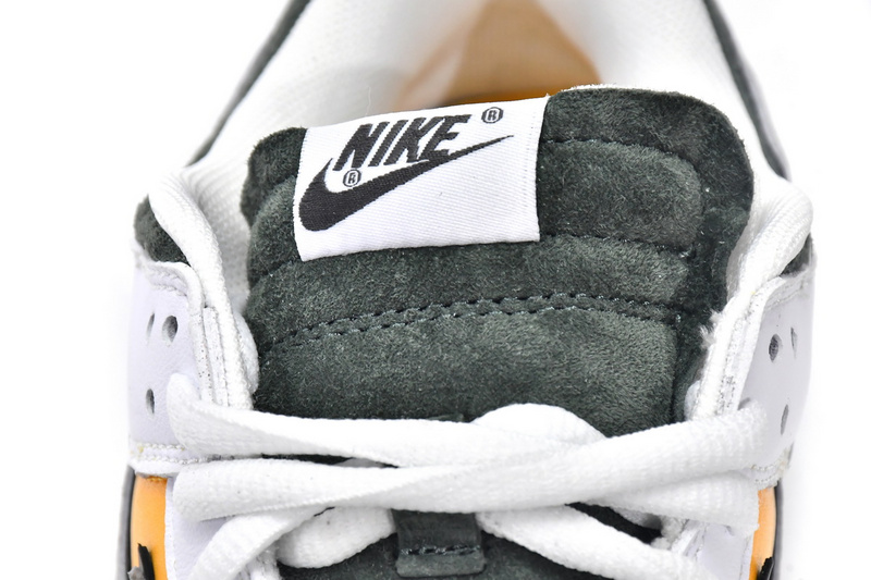 LF Otomo Katsuhiro x Nike SB Dunk Low Pro Kobe