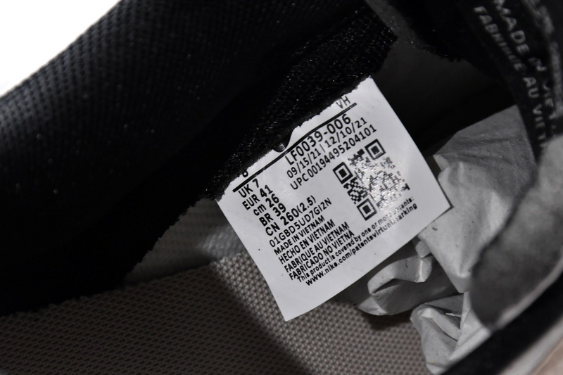 LF Otomo Katsuhiro x Nike SB Dunk Low Steamboy OST White Black