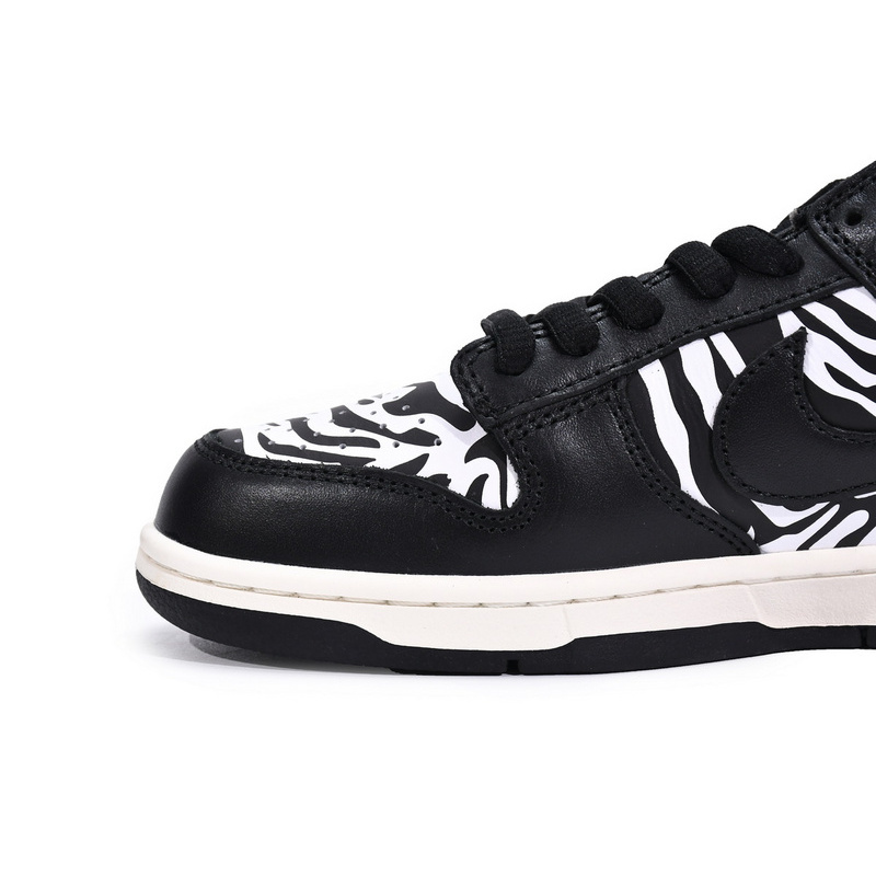 LF Quartersnacks x Nike SB Dunk Low Zebra