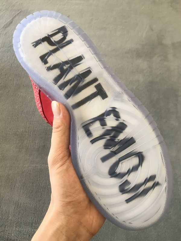 LF Stingwater x Nike SB Dunk Low OG QS Magic Mushroom