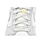 Nike Dunk Low Light Bone