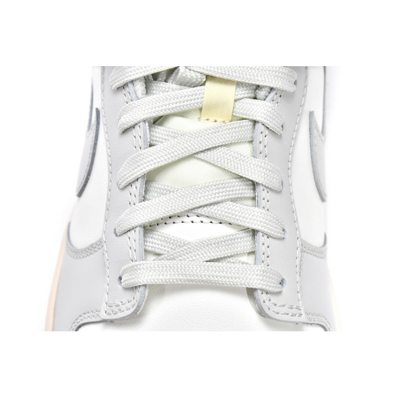 Nike Dunk Low Light Bone